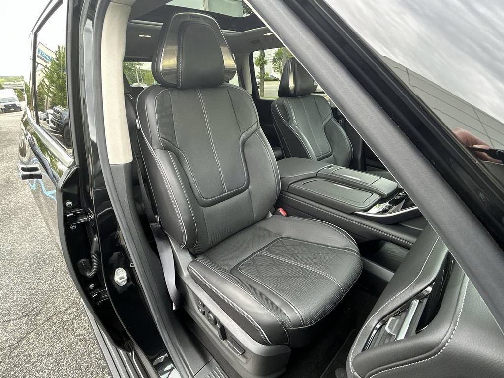 Certified 2025 INFINITI QX80 Sensory AWD/4WD image 26
