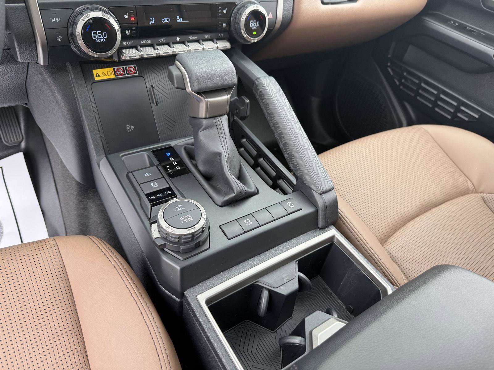 Used 2025 Toyota 4Runner Limited image 18