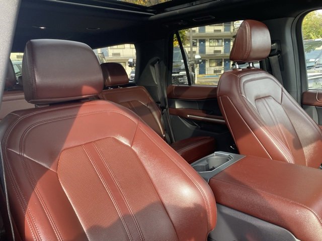 Used 2024 Ford Expedition Max Limited image 32