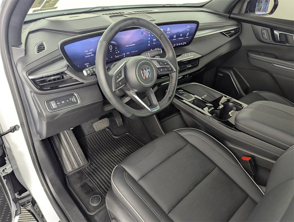 Used 2025 Buick Enclave Sport Touring w/ LPO, All-Weather Package image 11