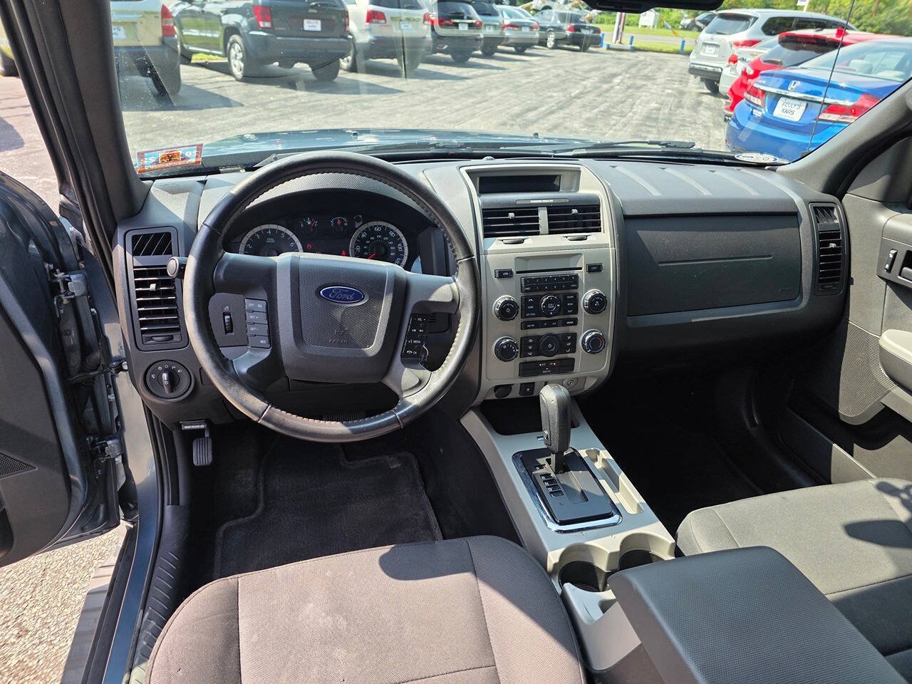 Used 2010 Ford Escape XLT AWD/4WD image 22