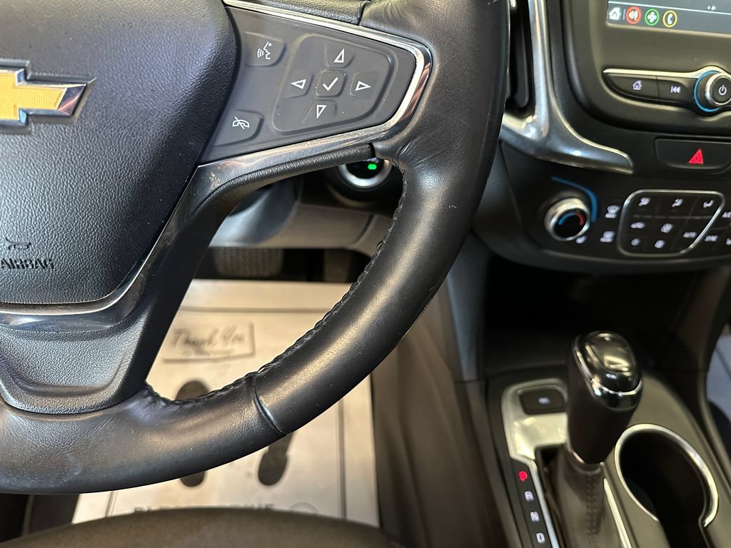 Used 2019 Chevrolet Equinox LT AWD/4WD image 12