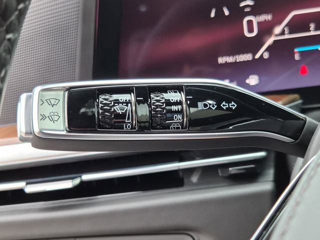 Certified 2026 Cadillac Escalade Platinum Luxury image 26