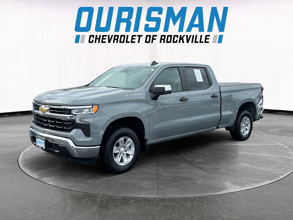 Used 2024 Chevrolet Silverado 1500 LT image 2