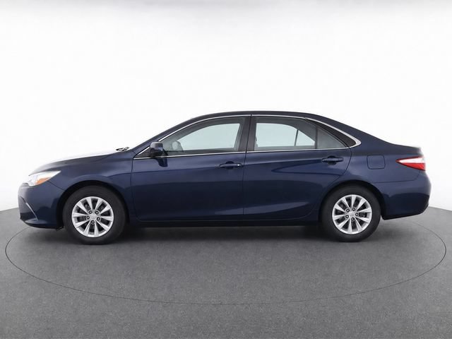Used 2015 Toyota Camry LE FWD image 7