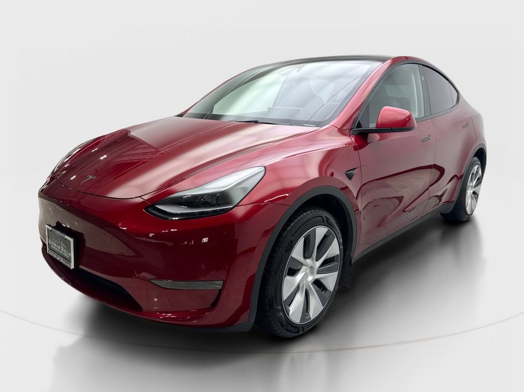 Used 2024 Tesla Model Y Long Range AWD/4WD image 2