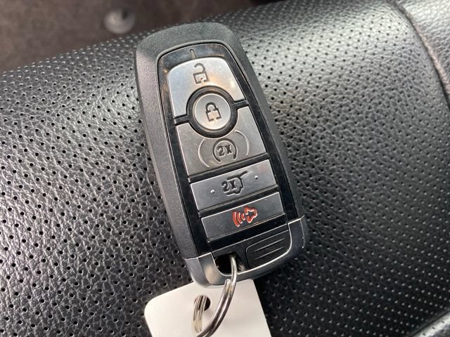 Used 2021 Ford Expedition XLT AWD/4WD image 23
