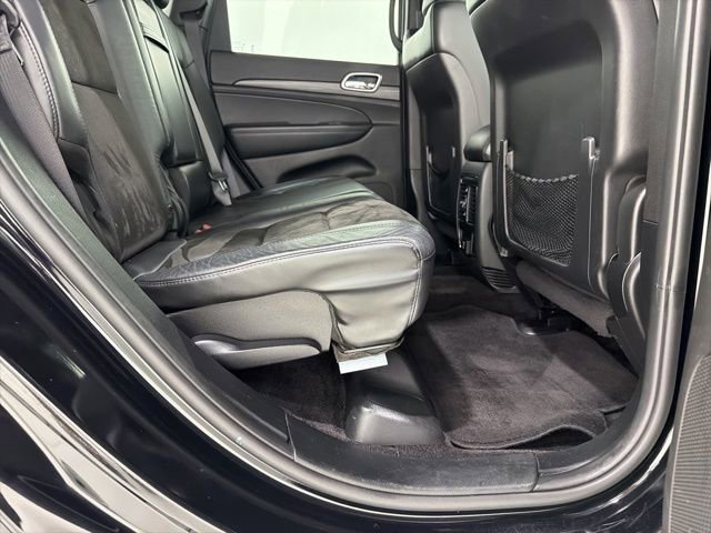 Used 2019 Jeep Grand Cherokee Altitude AWD/4WD image 23