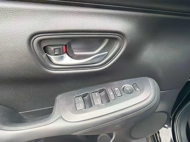 Certified 2025 Honda HR-V LX image 20
