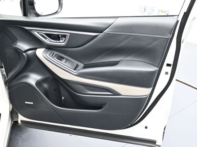 Used 2023 Subaru Forester Limited w/ Popular Package #2 image 30