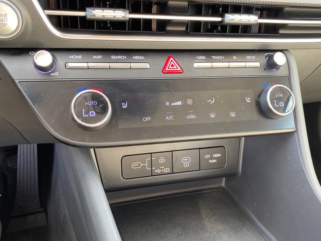Used 2025 Hyundai Sonata SEL FWD image 13