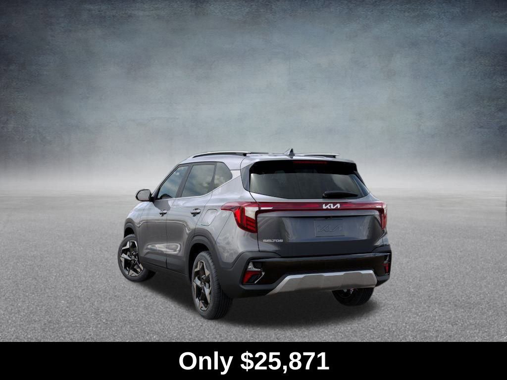 Used 2026 Kia Seltos EX FWD image 4