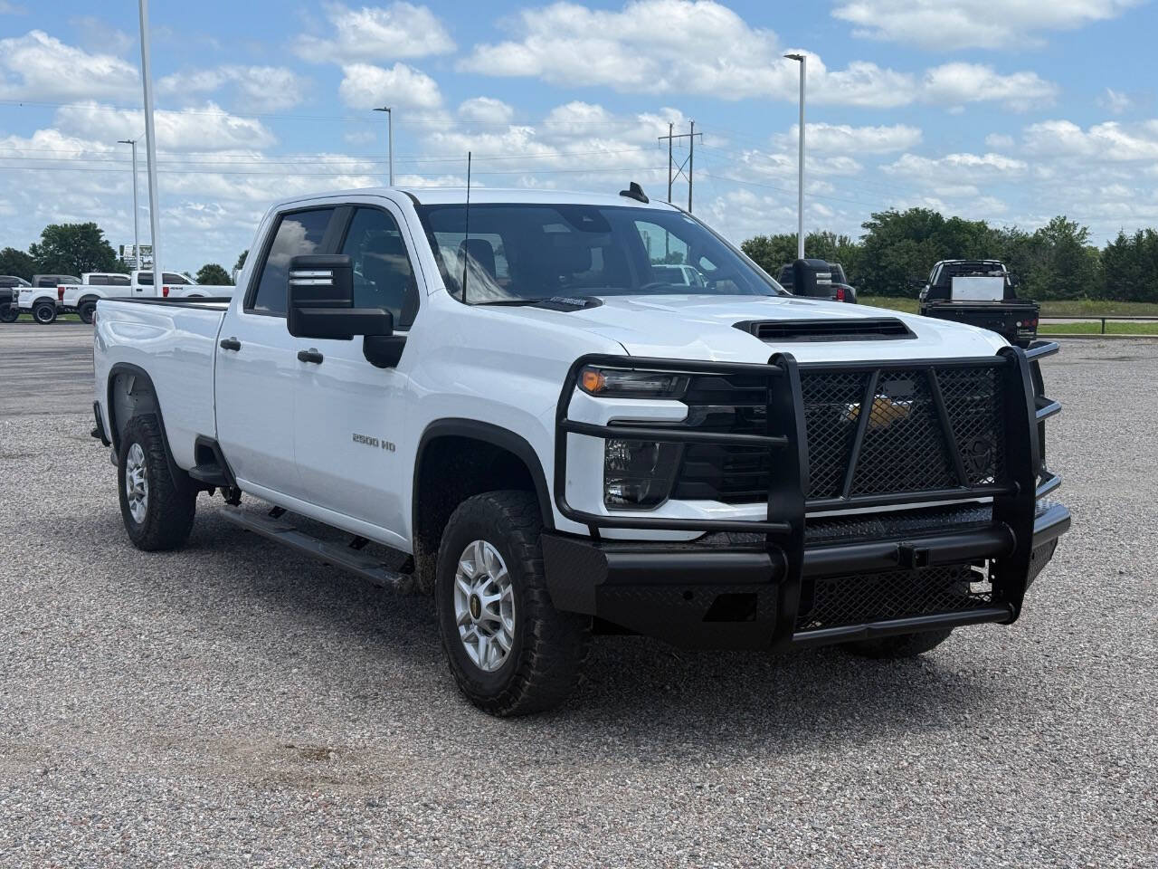 Used 2024 Chevrolet Silverado 2500 W/T w/ WT Convenience Package AWD/4WD image 3