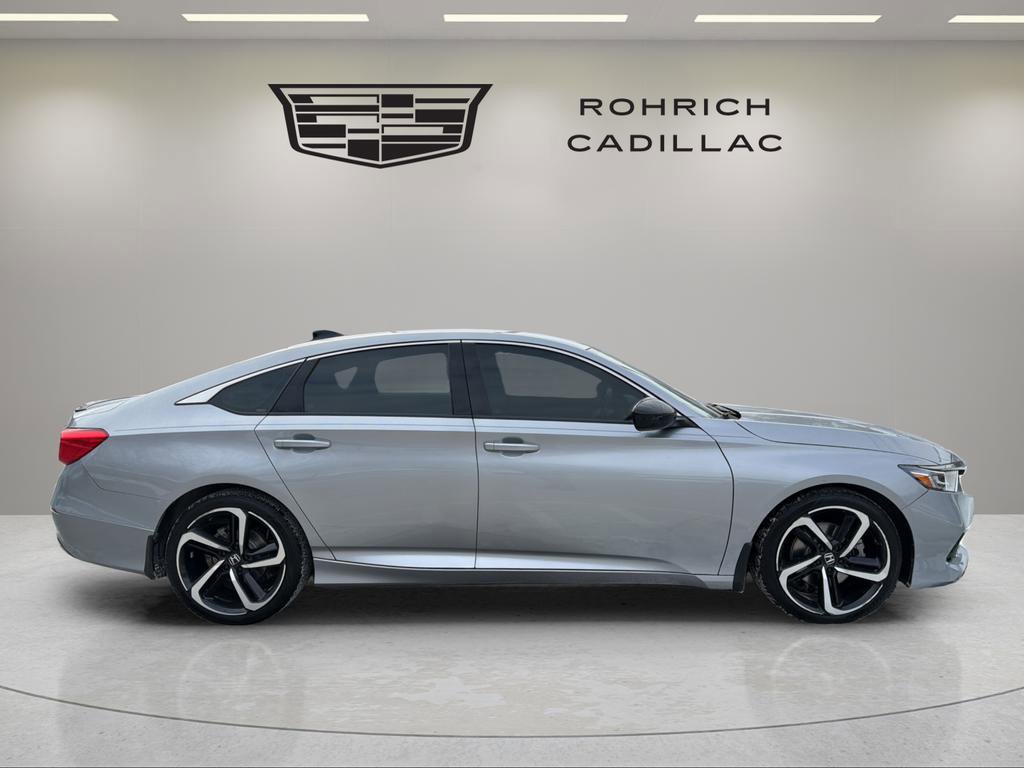 Used 2021 Honda Accord Sport image 4