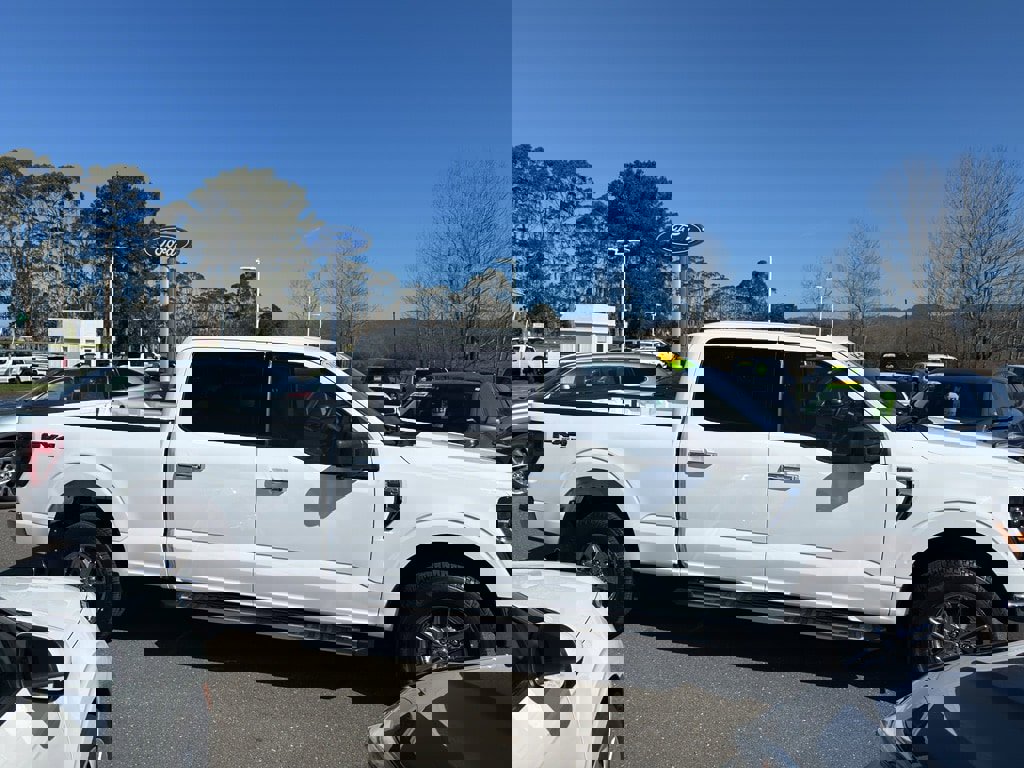 Used 2024 Ford F150 XLT w/ FX4 Off-Road Package image 3
