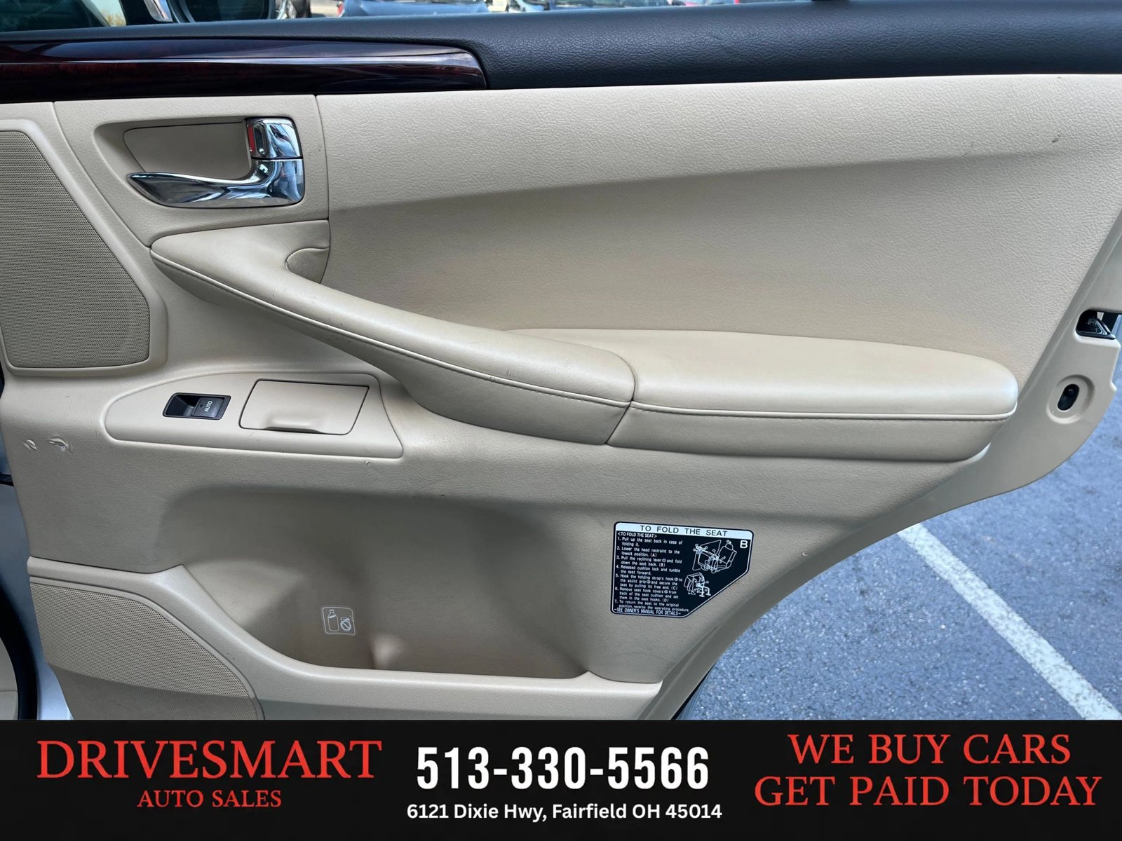 Used 2011 Lexus LX 570 4WD w/ Luxury Pkg image 51