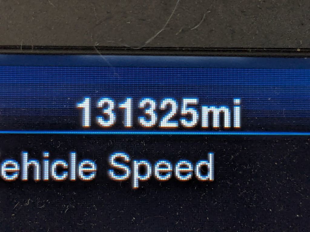 Used 2014 Chrysler 300 C RWD image 35