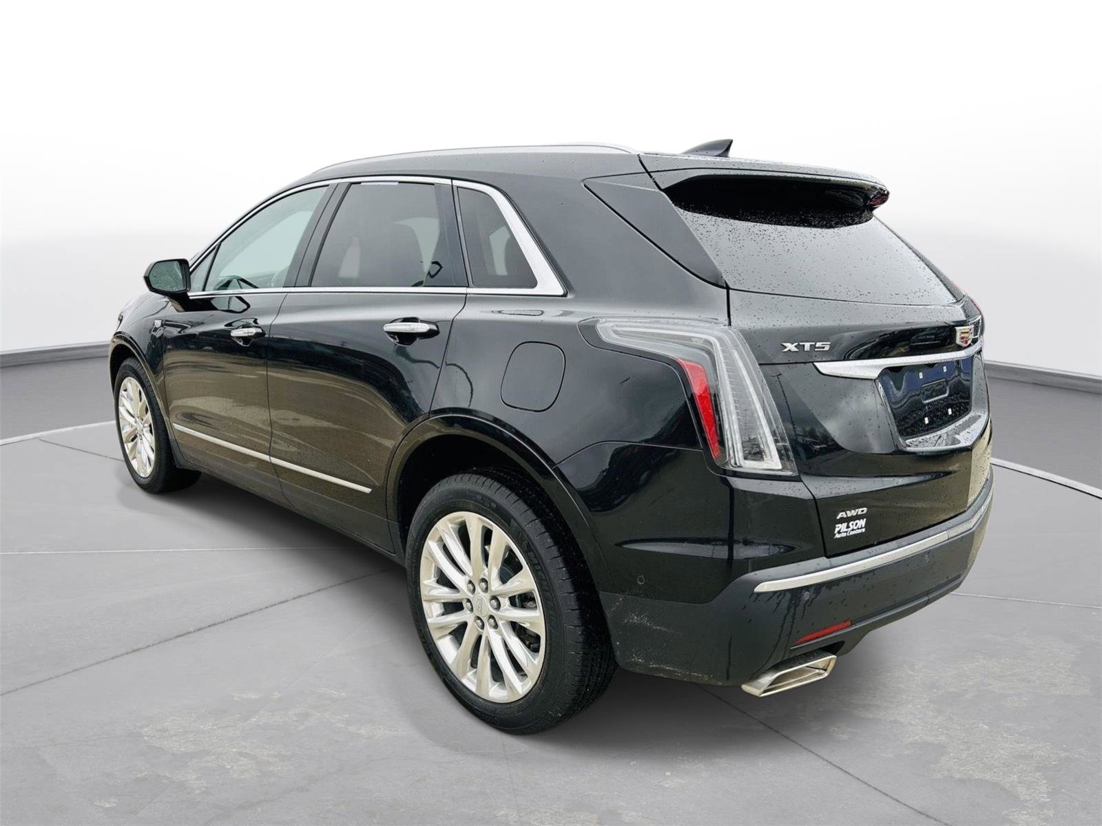 Used 2019 Cadillac XT5 Premium Luxury w/ Driver Assist Package image 39