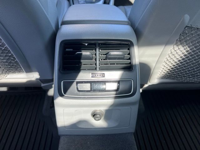 Used 2017 Audi A4 2.0T Prestige w/ Prestige Package AWD/4WD image 13