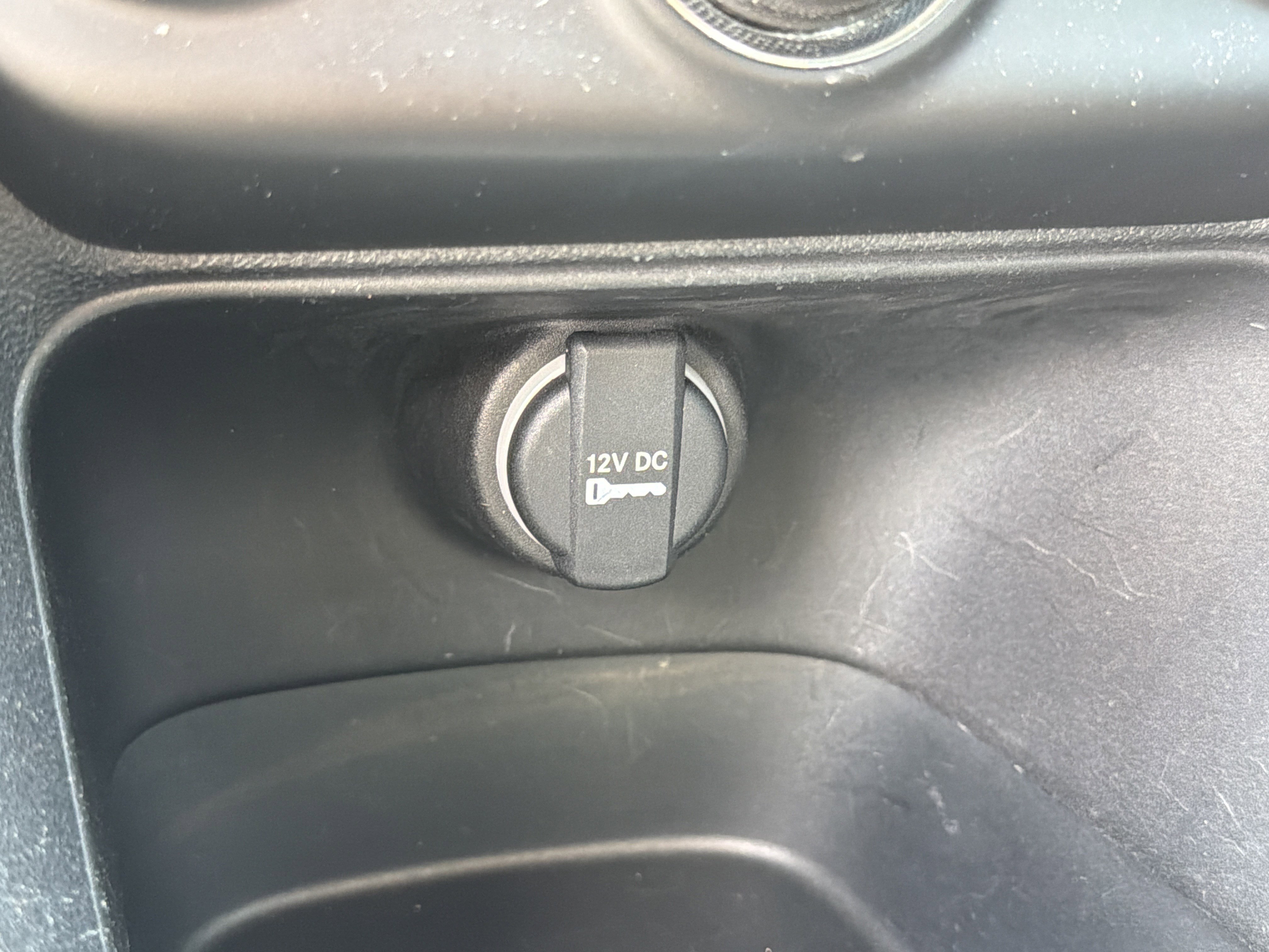 Used 2016 Dodge Dart SXT FWD image 30