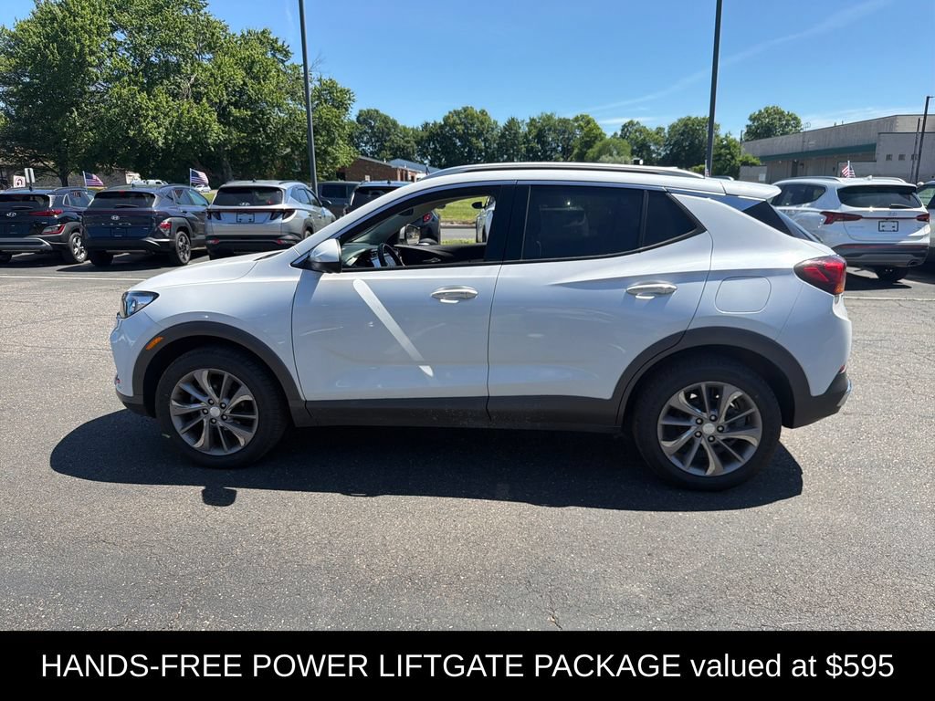 Used 2022 Buick Encore GX Essence w/ Advanced Technology Package AWD/4WD image 6