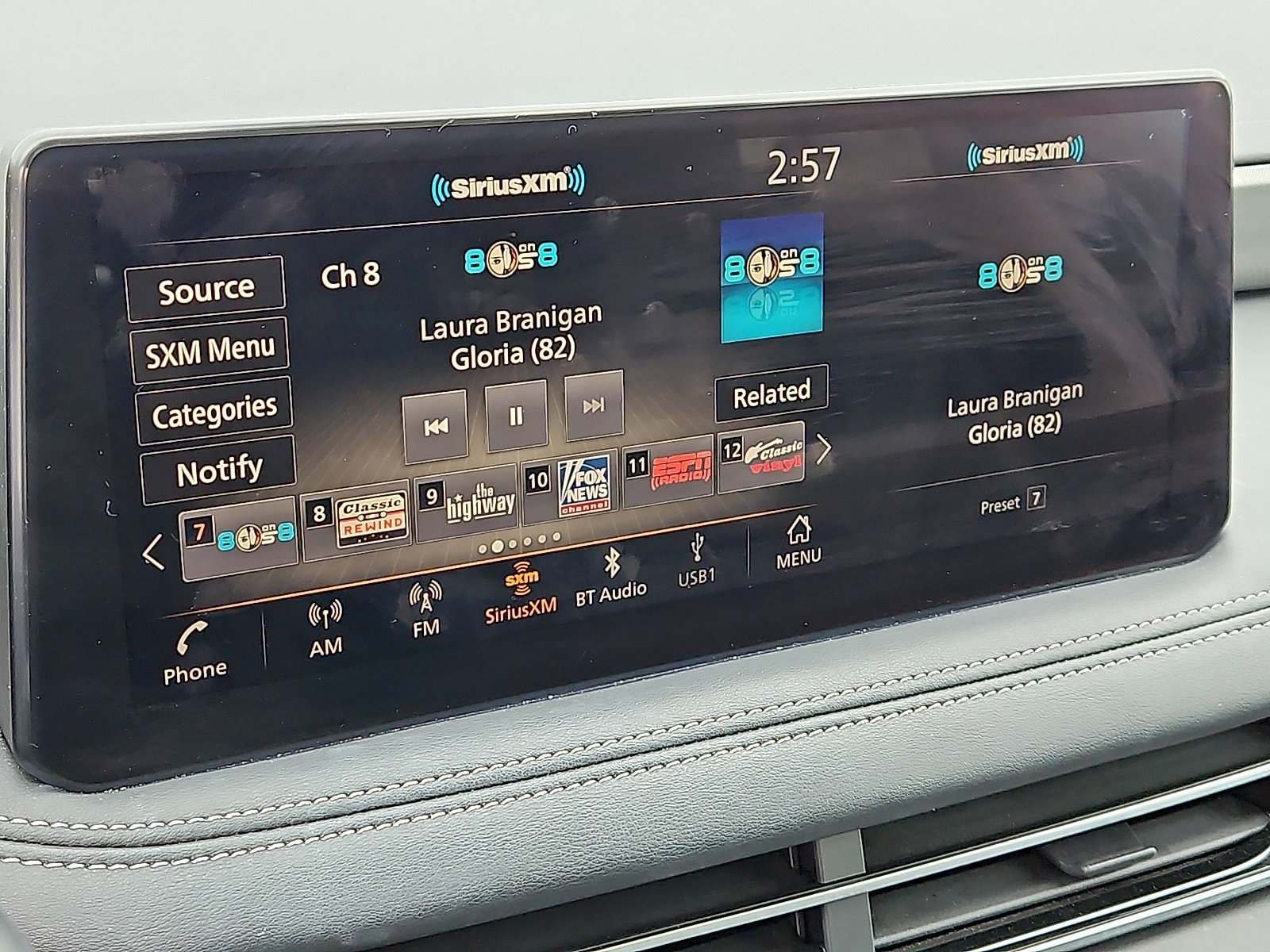 Certified 2023 INFINITI QX60 Luxe w/ Performance Audio Package image 18