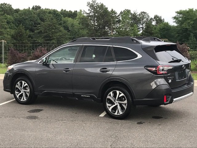 Used 2022 Subaru Outback Limited AWD/4WD image 3