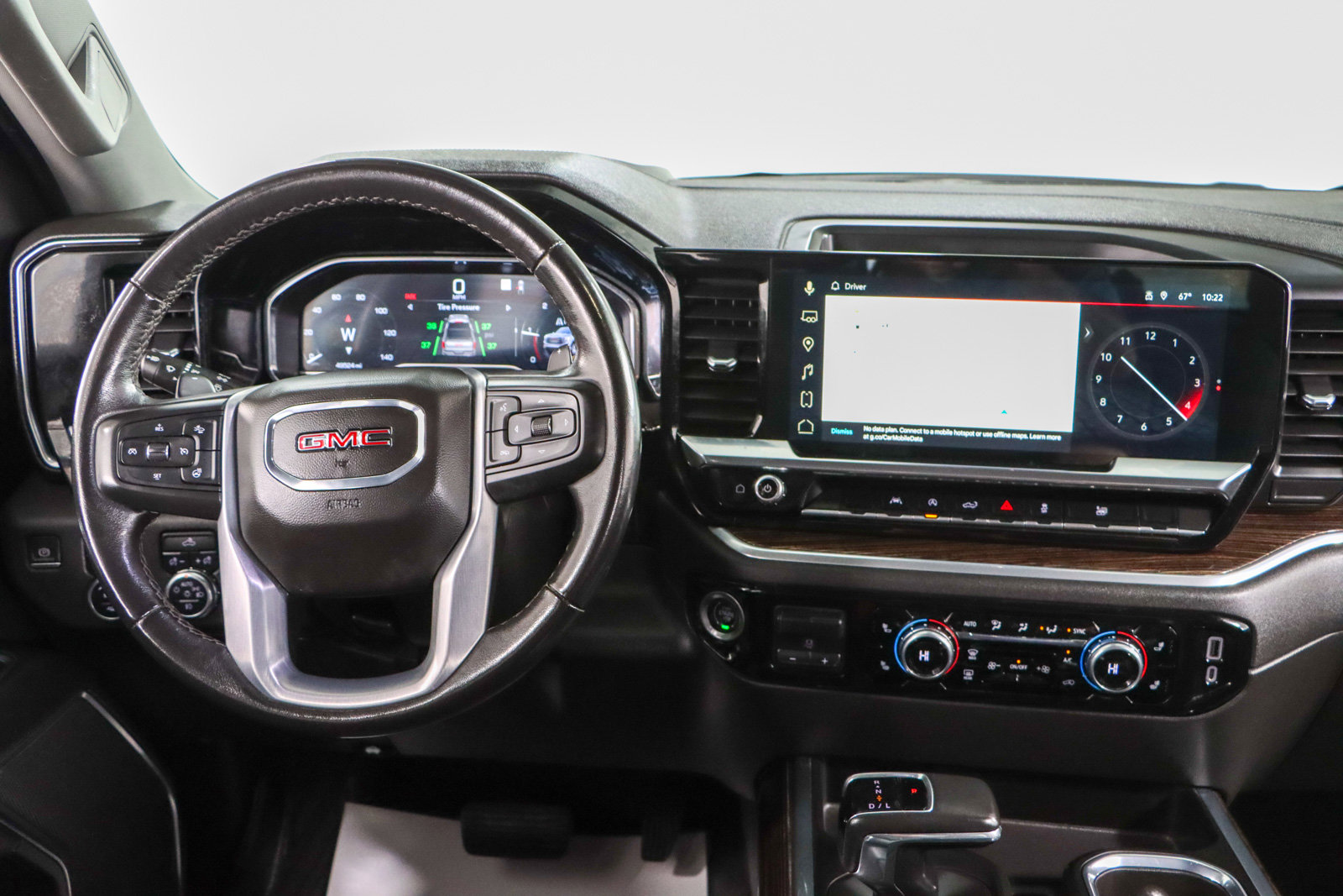 Used 2022 GMC Sierra 1500 Elevation w/ LPO, Elevation Black Package image 19