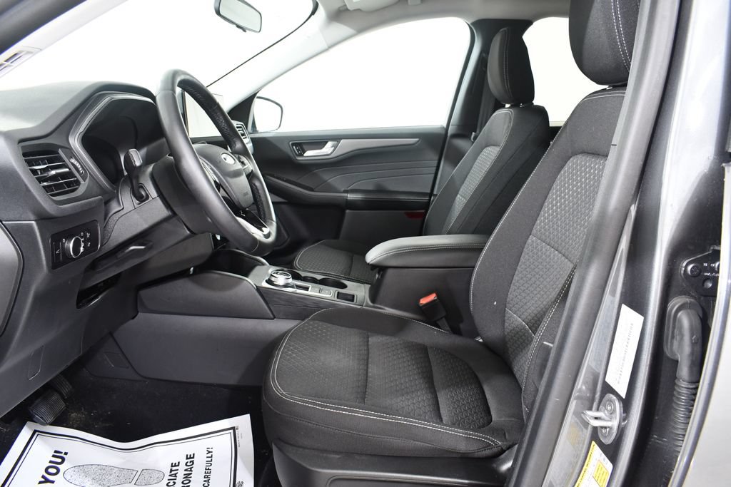 Used 2023 Ford Escape Active w/ Tech Pack #2 AWD/4WD image 6