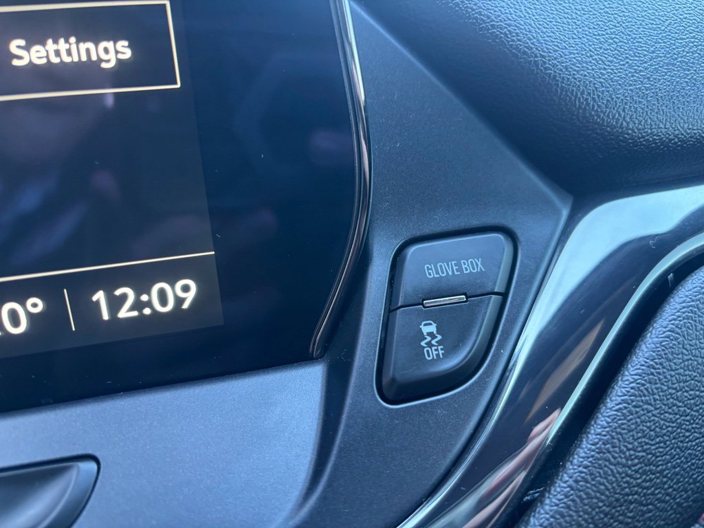 Used 2025 Chevrolet Blazer RS image 26