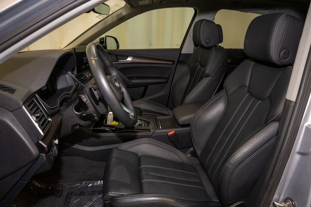 Used 2023 Audi Q5 Prestige image 12