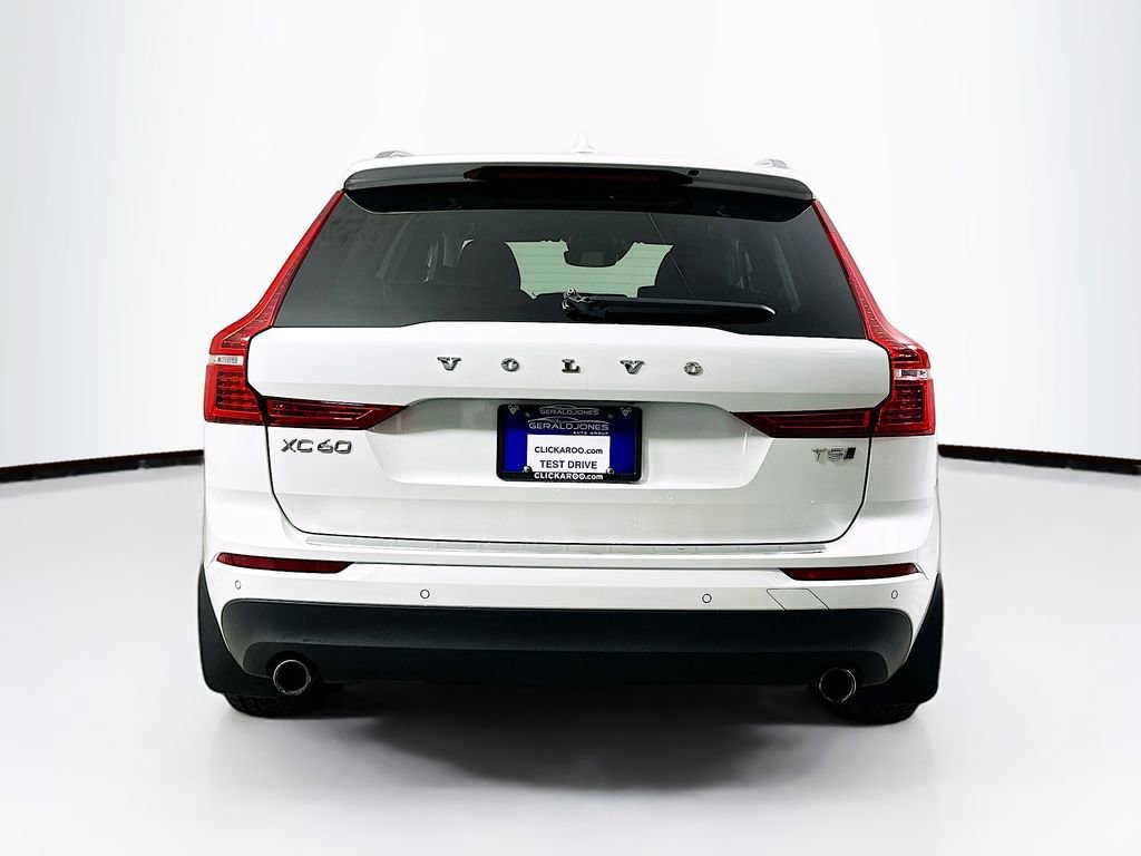 Used 2021 Volvo XC60 T5 Momentum w/ Premium Package image 15