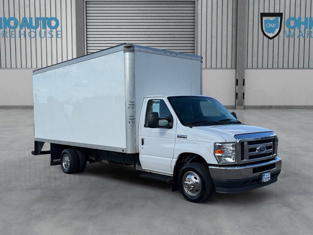 Used 2021 Ford E-450 and Econoline 450 Super Duty w/ Power Windows & Locks Group RWD image 3