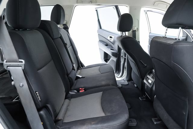 Used 2018 Nissan Pathfinder S FWD image 38