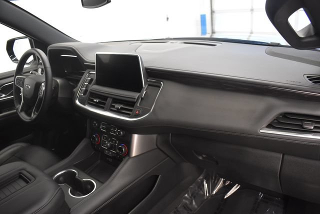 Used 2024 Chevrolet Tahoe Z71 w/ Luxury Package AWD/4WD image 18