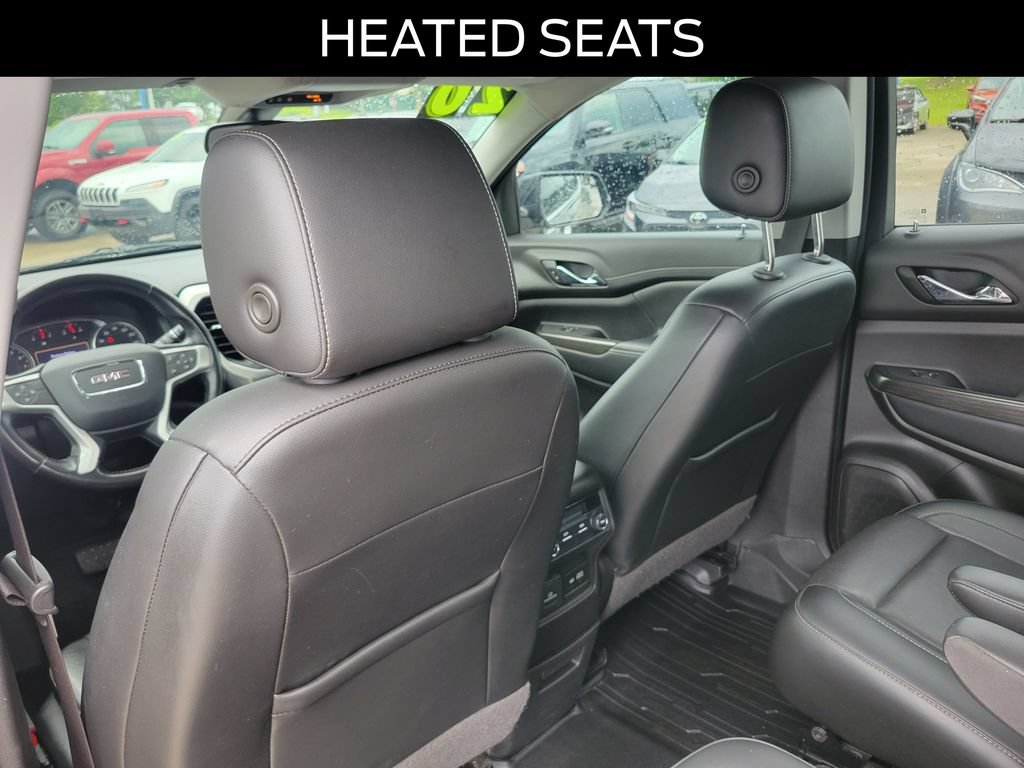 Used 2020 GMC Acadia SLT w/ LPO, Floor Liner Package FWD image 14