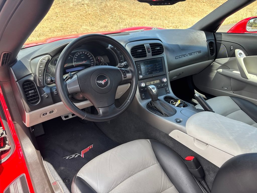 Used 2007 Chevrolet Corvette Convertible w/ Preferred Equipment Group RWD image 17