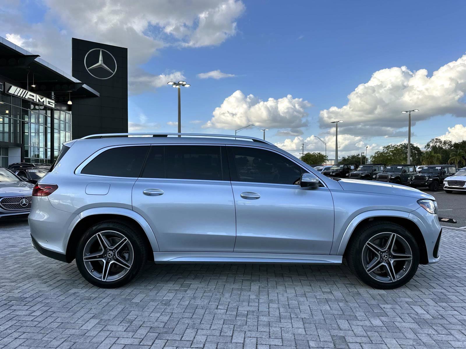 Certified 2025 Mercedes-Benz GLS 450 4MATIC image 3