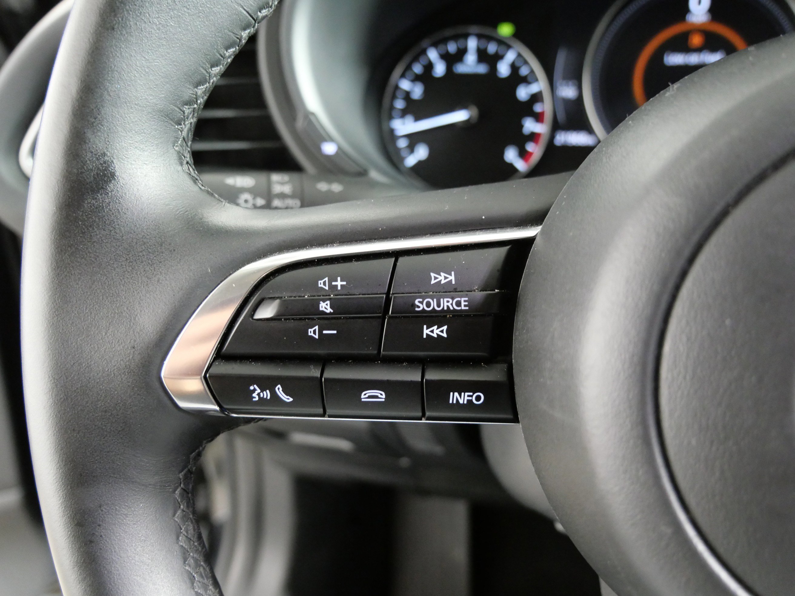 Certified 2025 MAZDA CX-30 AWD 2.5 S w/ Select Sport Pkg image 27