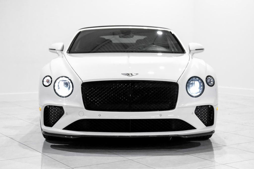 Used 2020 Bentley Continental GT image 4