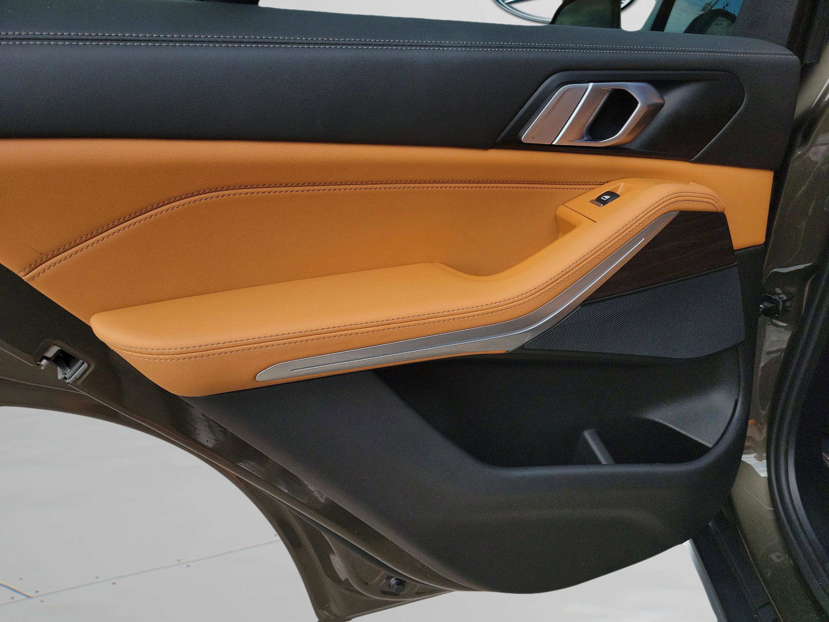 Used 2024 BMW X5 sDrive40i image 11