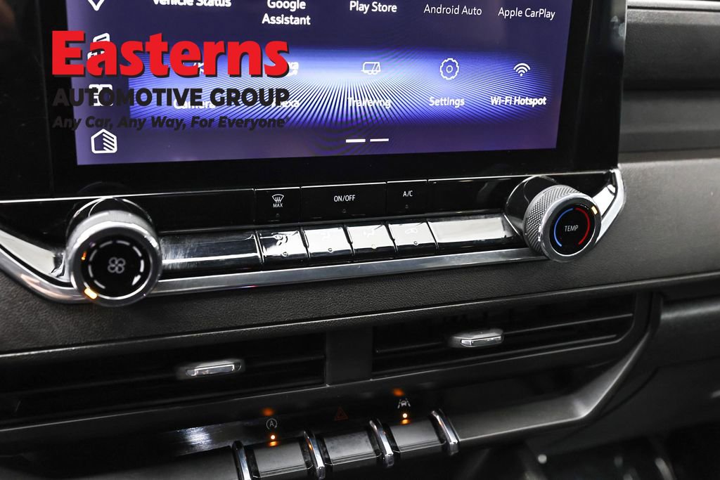 Used 2024 Chevrolet Colorado W/T image 18