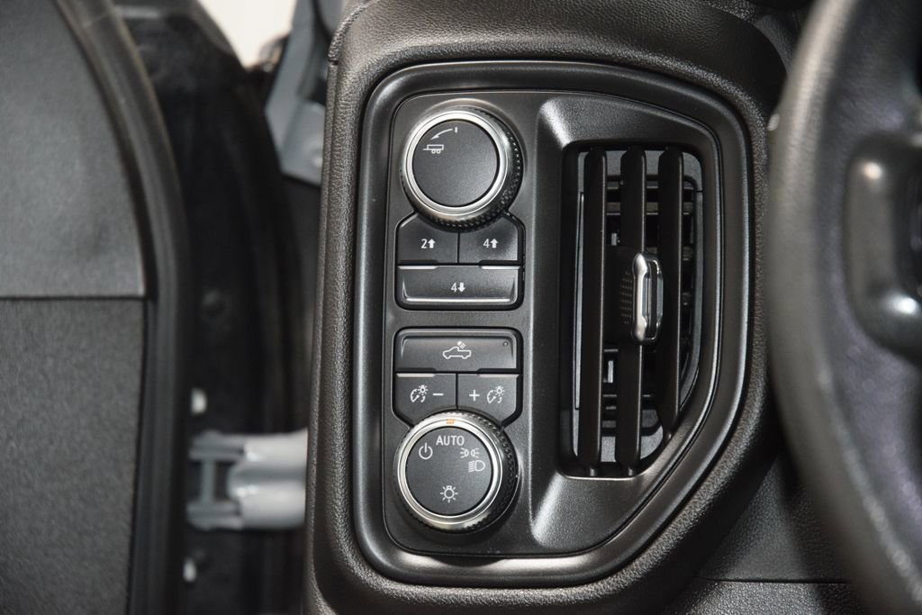 Used 2025 GMC Sierra 3500 Pro w/ Convenience Package image 25