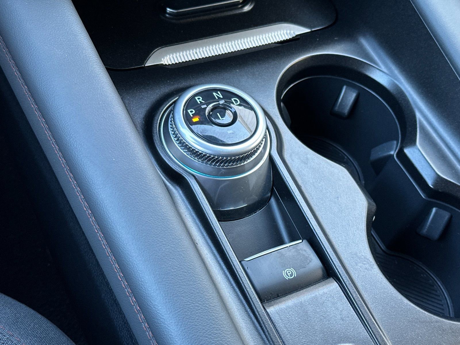 Used 2025 Ford Explorer Active image 22