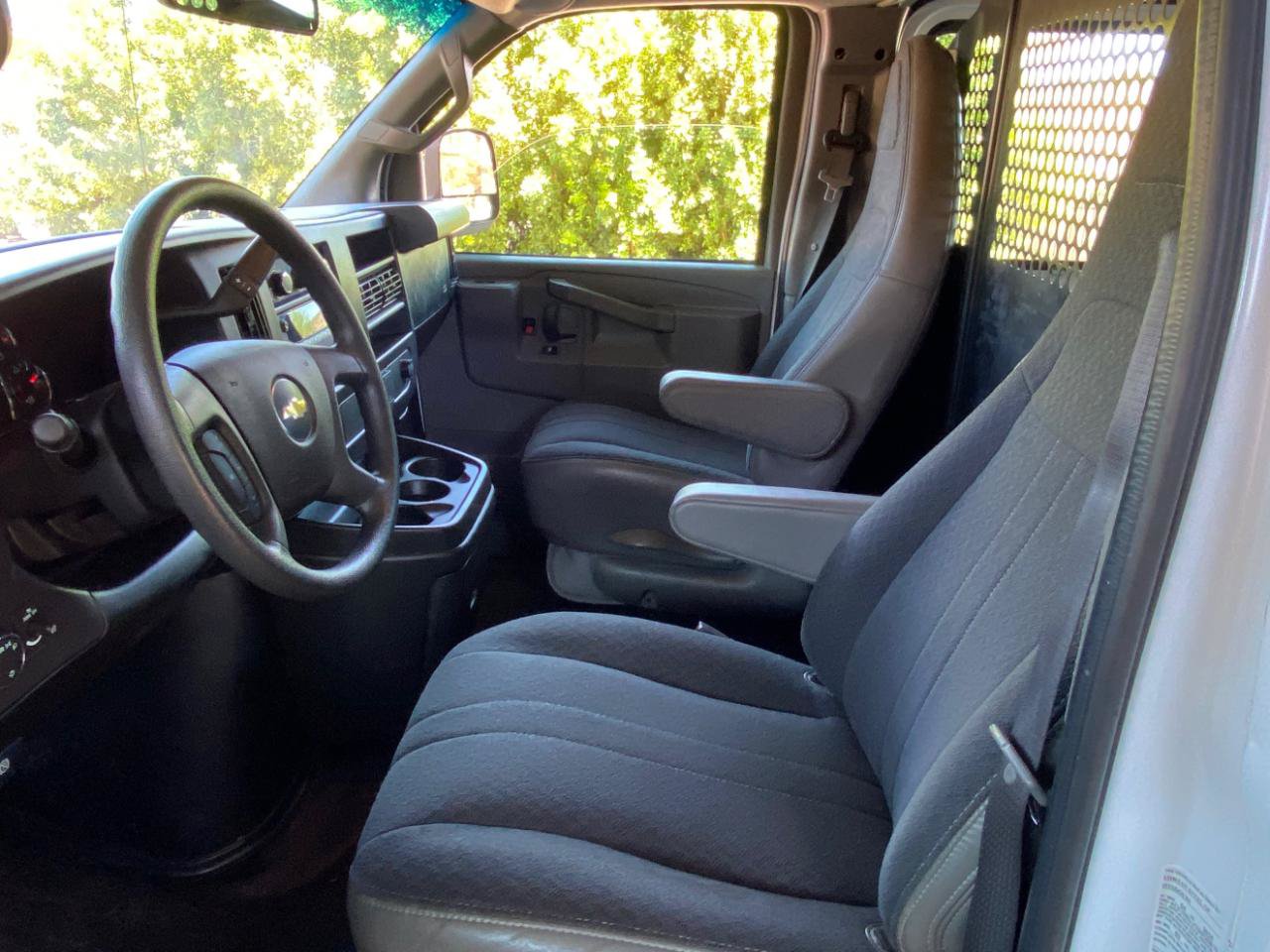 Used 2025 Chevrolet Express 2500 w/ Driver Convenience Package RWD image 34