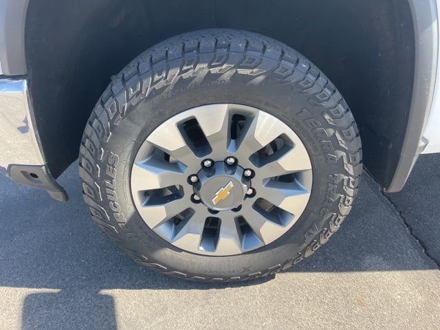 Used 2024 Chevrolet Silverado 2500 LTZ w/ LTZ Premium Package image 10