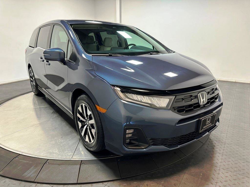 New 2026 Honda Odyssey EX-L image 2