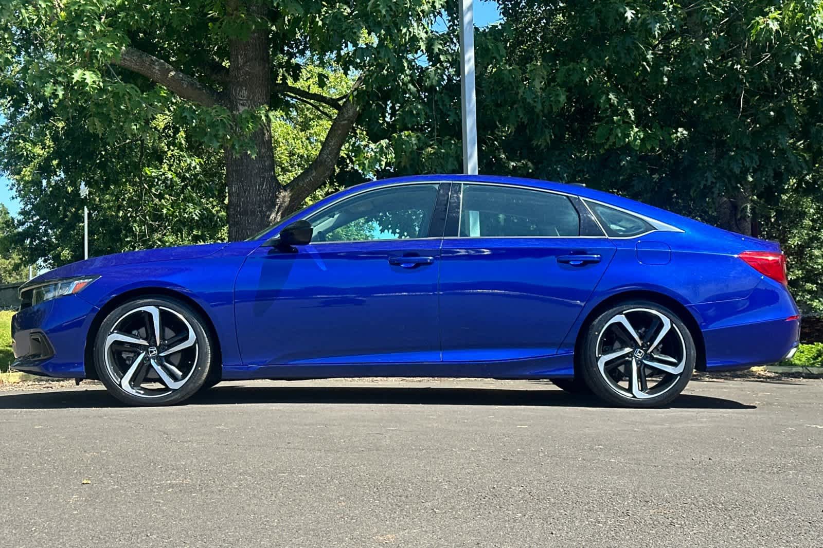 Used 2021 Honda Accord Sport Special Edition image 5