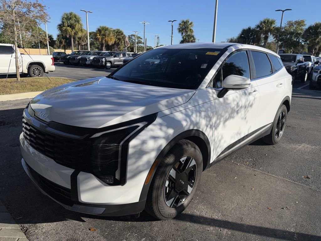 Used 2026 Kia Sportage LX w/ LX Convenience Package image 3