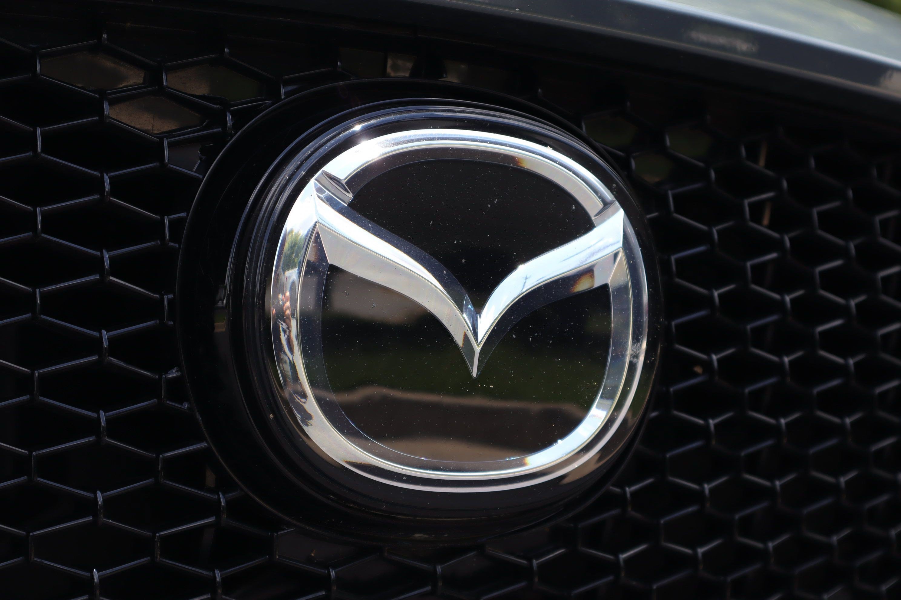 Certified 2024 MAZDA MAZDA3 s FWD image 34